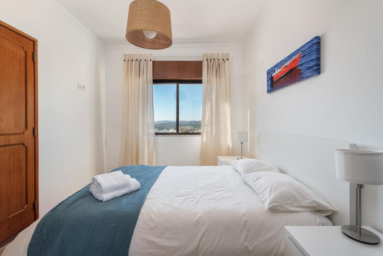 Hostwise - Spacious & Sunny Flat - Лоле Экстерьер фото