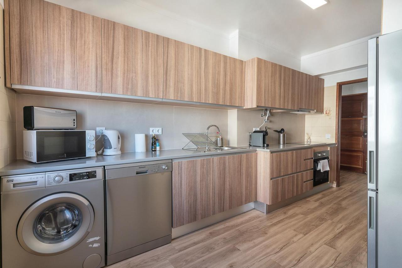 Hostwise - Spacious & Sunny Flat - Лоле Экстерьер фото